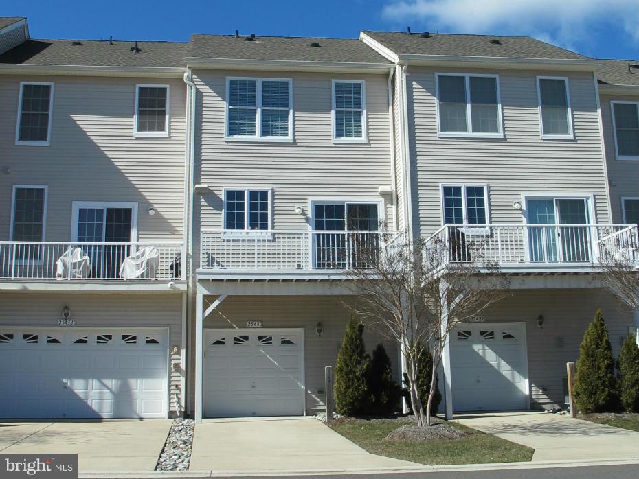 25430 South Riding Boulevard Chantilly, VA 20152 - Photo 26 of 30 Exterior (Rear)