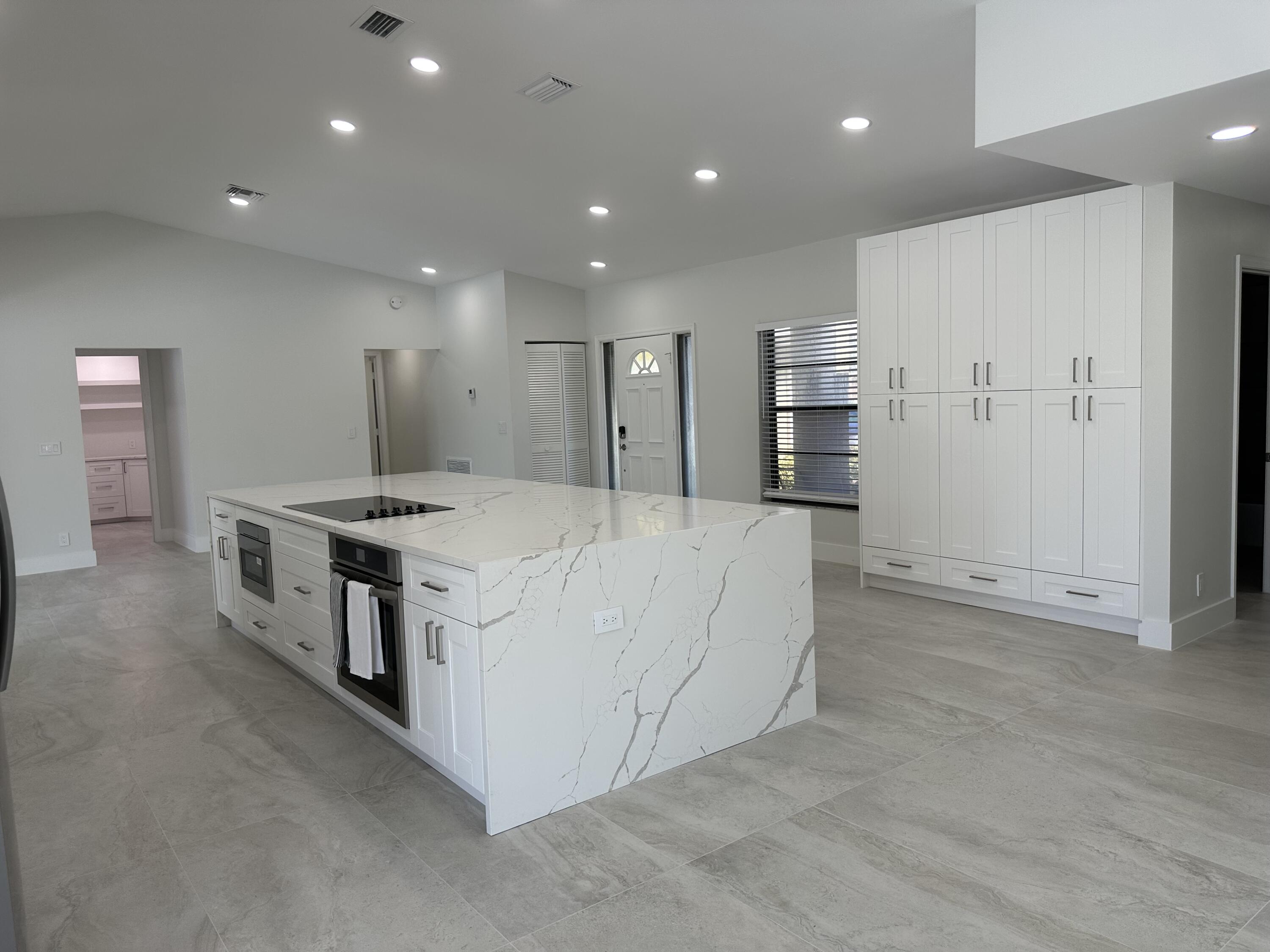 11600 Island Lakes Lane Boca Raton, FL 33498 - Photo 9 of 28 Interior