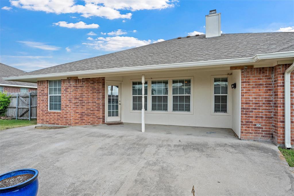 163 Topaz Circle Hewitt, TX 76643 - Photo 32 of 40