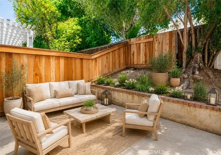 $1,295,000 | 23456 White Dove Drive, Lake Forest, CA 92630