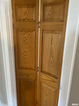 $949 | 405 Keller Street, Bartonville, IL 61607