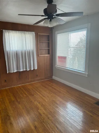 $949 | 405 Keller Street, Bartonville, IL 61607