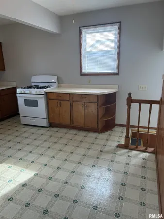 $949 | 405 Keller Street, Bartonville, IL 61607