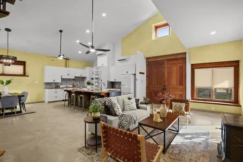 $599,900 | 913 Taulbee Lane, Austin, TX 78757