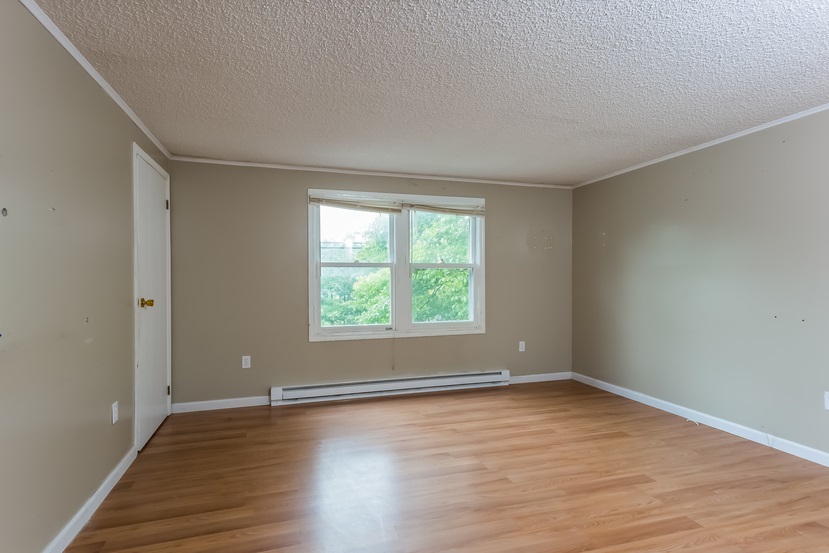 1085 Mammoth Road, Unit A Pelham, NH 03076 - Photo 12 of 25