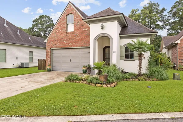$335,000 | 303 Summerland Key Lane, Lafayette, LA 70508
