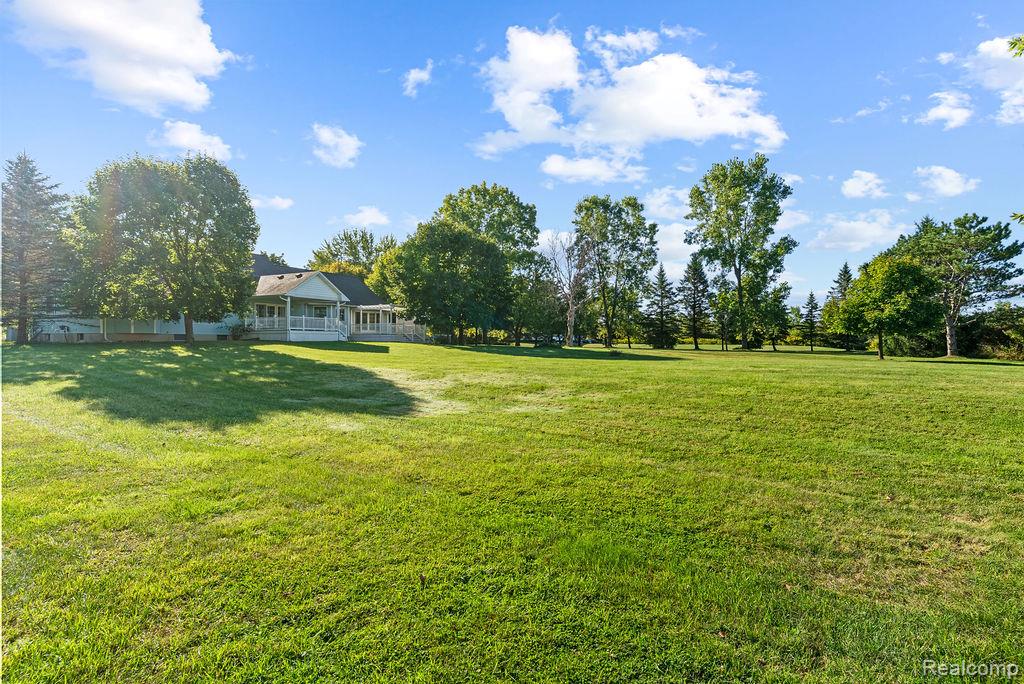 9482 Graytrax Road Grand Blanc, MI 48439 - Photo 45 of 53 Gallery Image 45