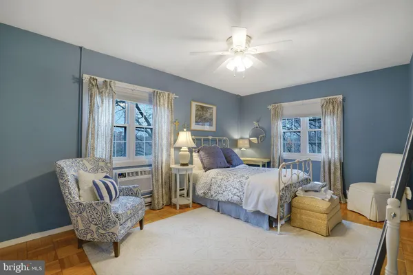 $2,695 | 1629 Fitzgerald Lane, Alexandria, VA 22302