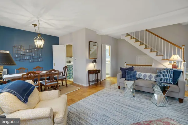 $2,695 | 1629 Fitzgerald Lane, Alexandria, VA 22302