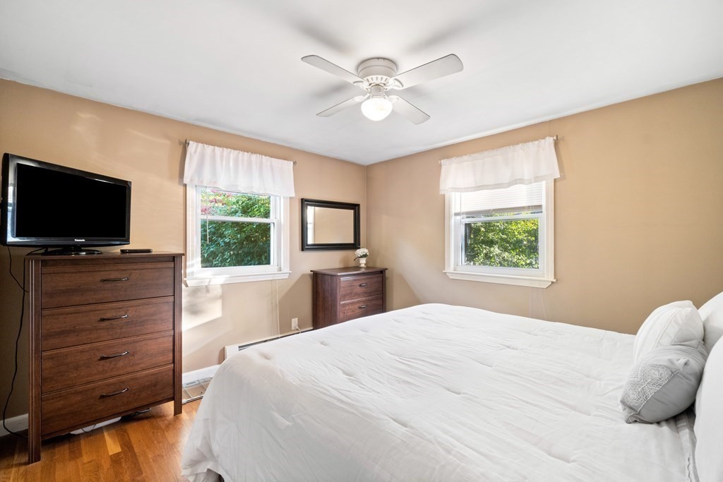 276 Rangeway Road Billerica, MA 01862 - Photo 12 of 23