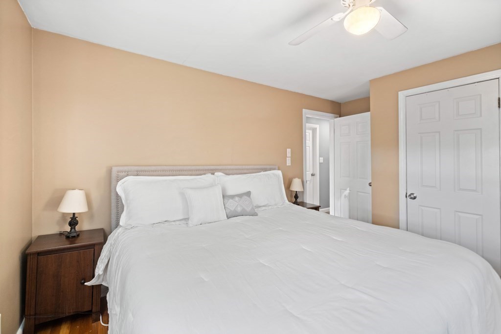 276 Rangeway Road Billerica, MA 01862 - Photo 13 of 23