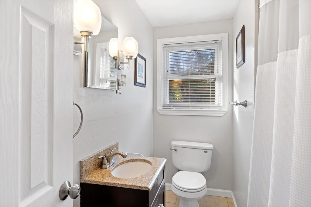 276 Rangeway Road Billerica, MA 01862 - Photo 18 of 23