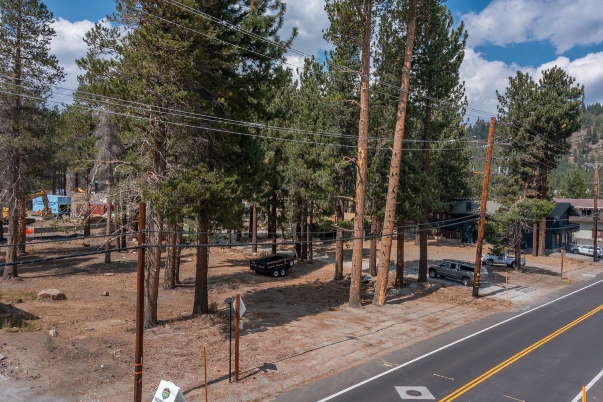 76 Laurel Mountain Road Mammoth Lakes, CA 93546 - Photo 15 of 30 Surrounding community featuring view of wooded area