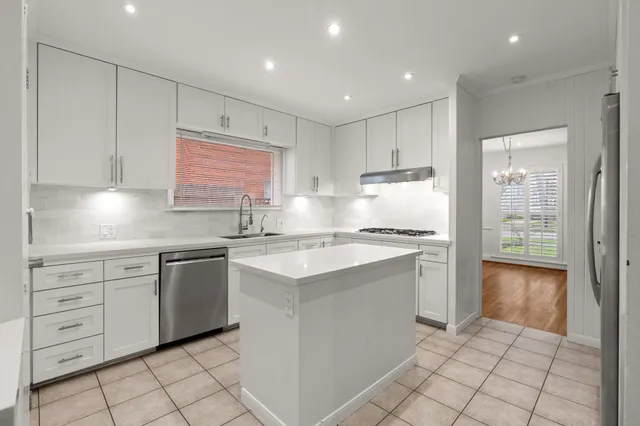 $1,779,000 | 2409 Dryden Road, Houston, TX 77030