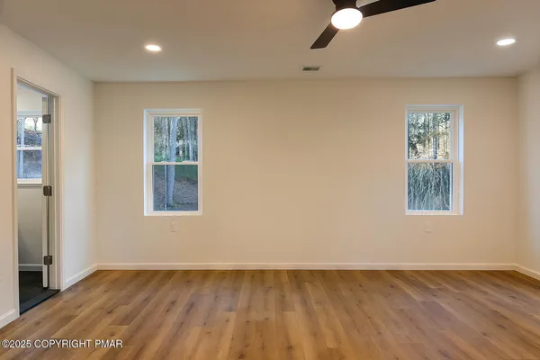 $489,900 | 1131 Mink Court, Bushkill, PA 18324