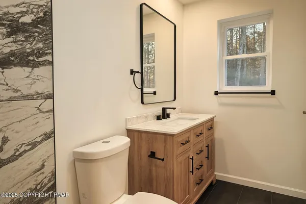 $489,900 | 1131 Mink Court, Bushkill, PA 18324