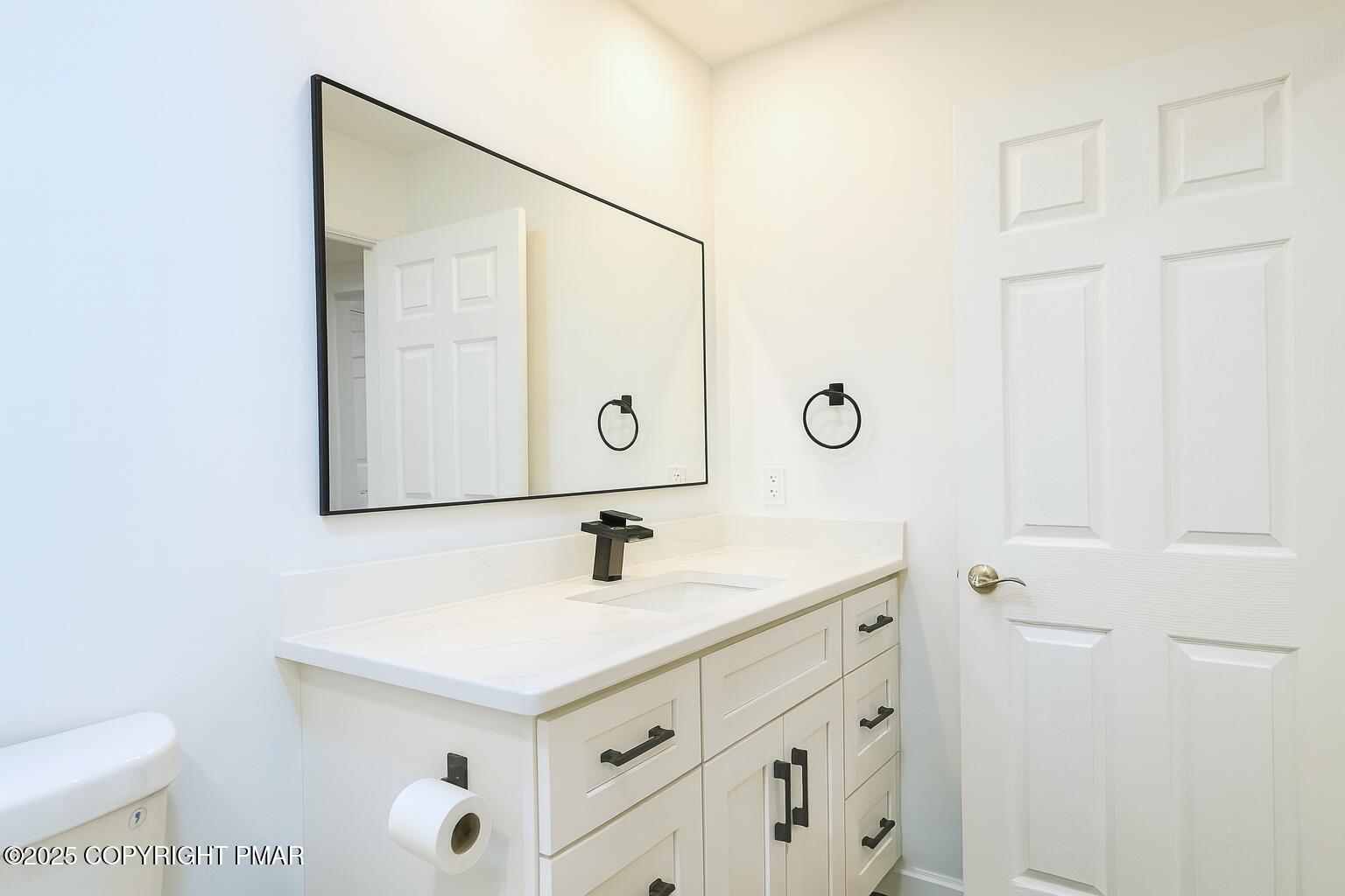 1131 Mink Court Bushkill, PA 18324 - Photo 35 of 63 35 Main Bathroom - Alternate View