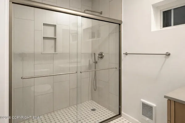 $489,900 | 1131 Mink Court, Bushkill, PA 18324