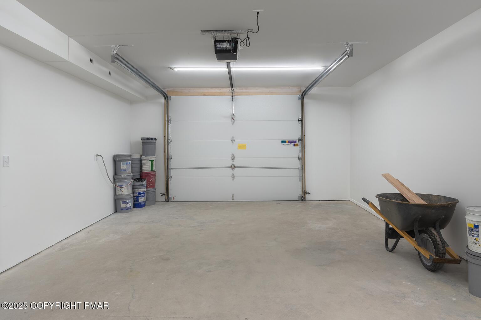 1131 Mink Court Bushkill, PA 18324 - Photo 47 of 63 47 Heated Garage