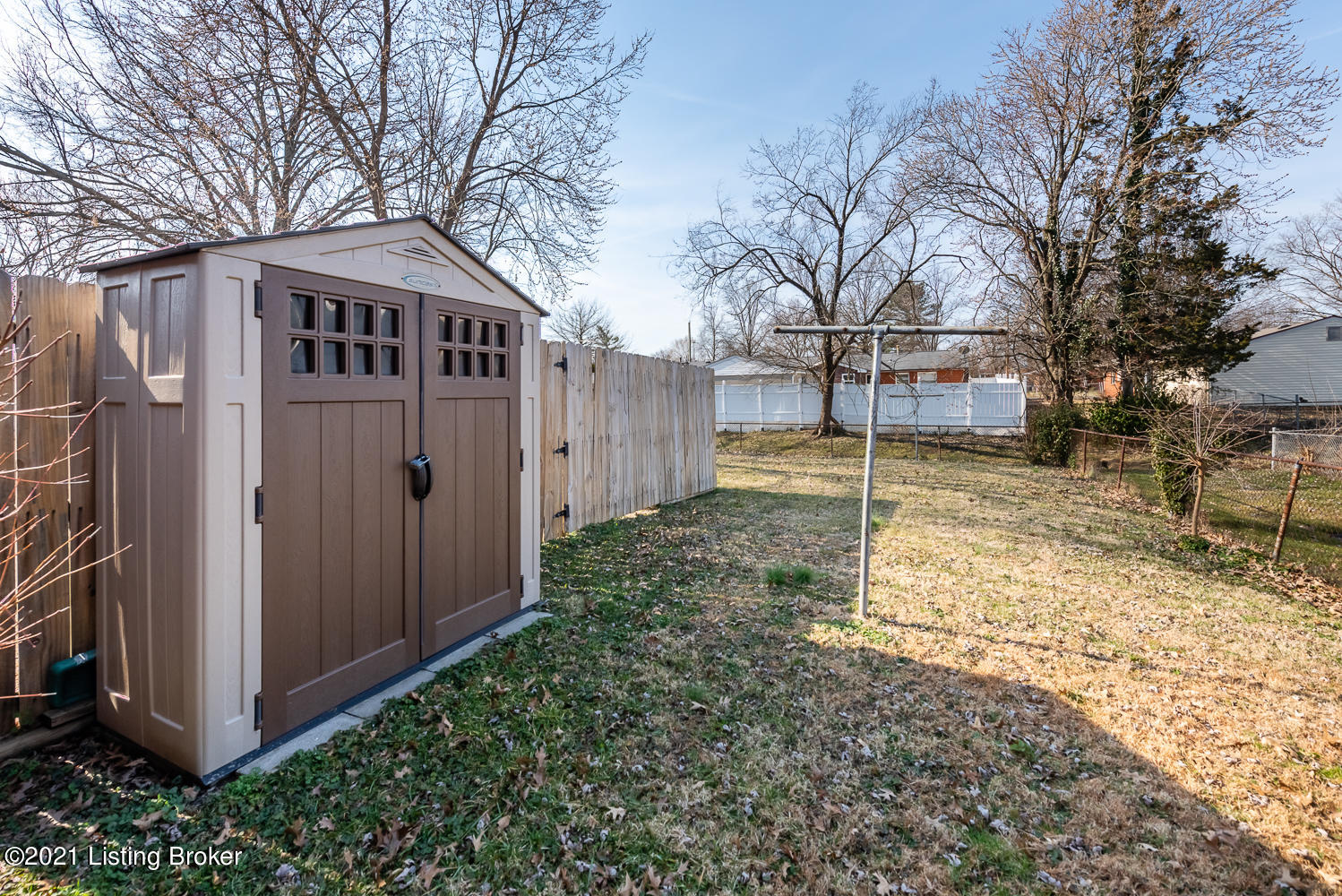 402 Mac Brae Road Louisville, KY 40214 - Photo 31 of 34 402 Mac Brae (11 of 34)