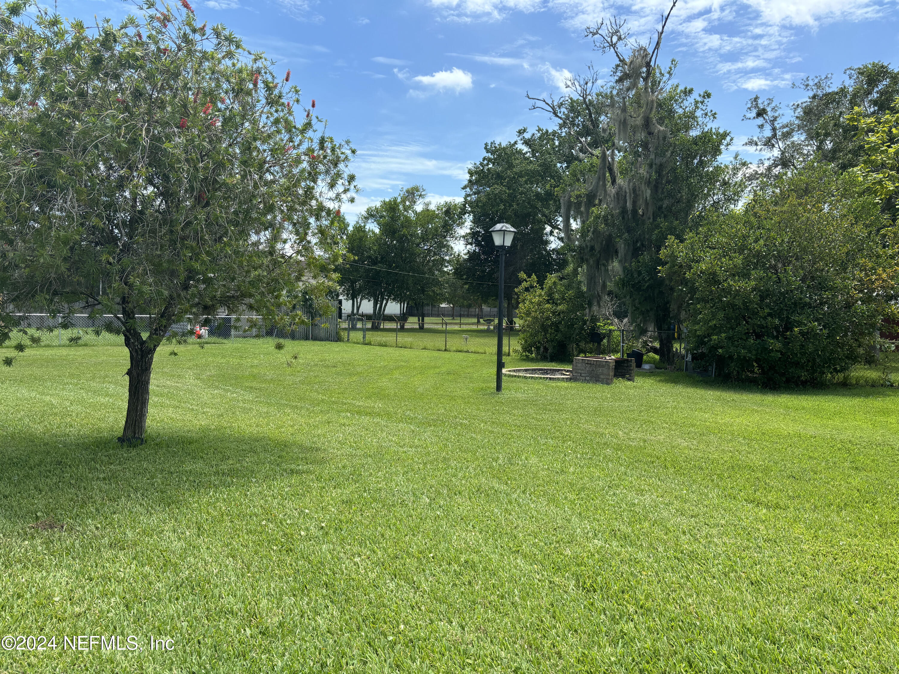 2700 New Berlin Road Jacksonville, FL 32226 - Photo 37 of 42 a view of a tree in a park