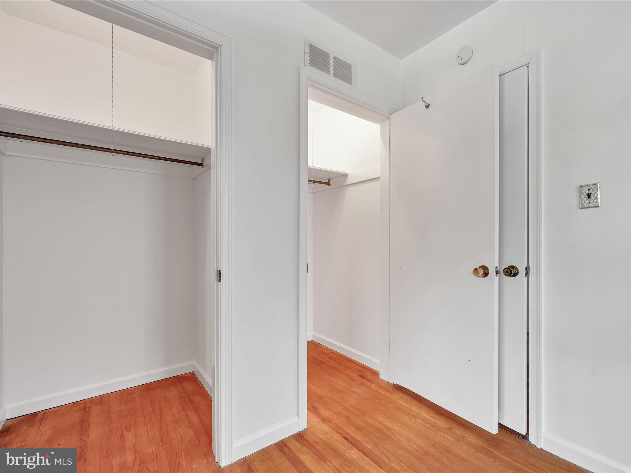 2 Wynnedale Circle Narberth, PA 19072 - Photo 22 of 43 Primary Bedroom Closet