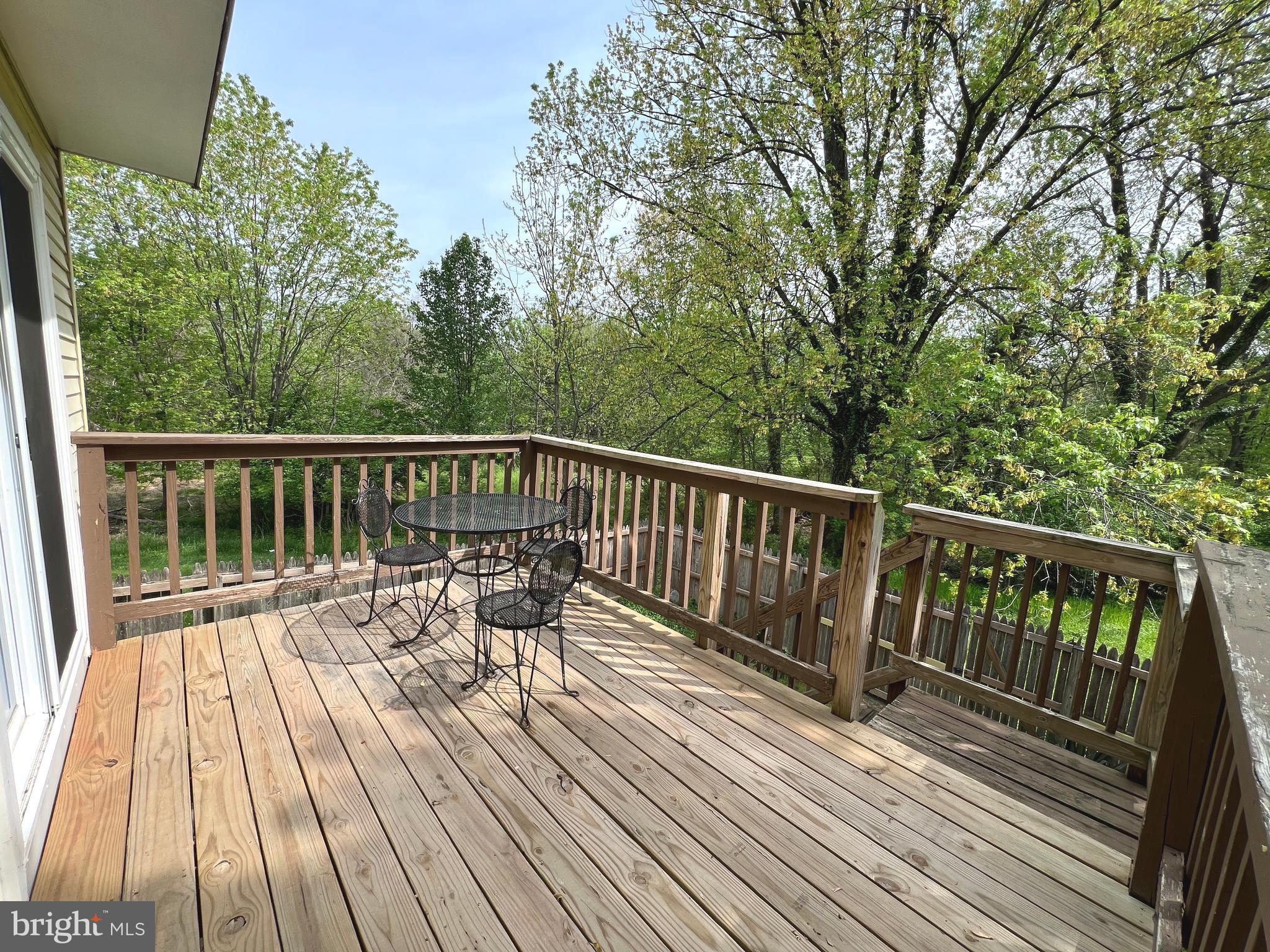 1679 Colonial Way Frederick, MD 21702 - Photo 28 of 31 Deck
