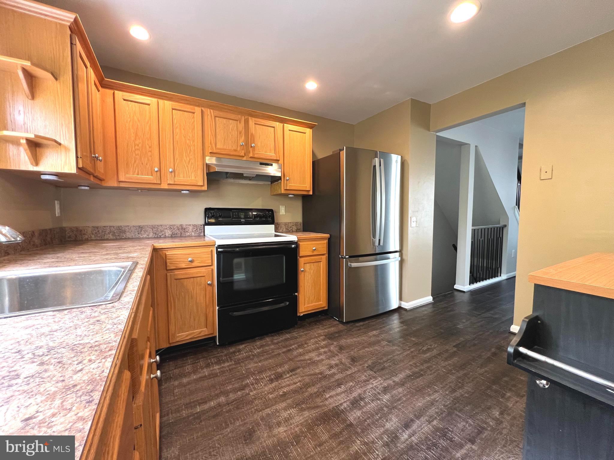 1679 Colonial Way Frederick, MD 21702 - Photo 7 of 31 Kitchen
