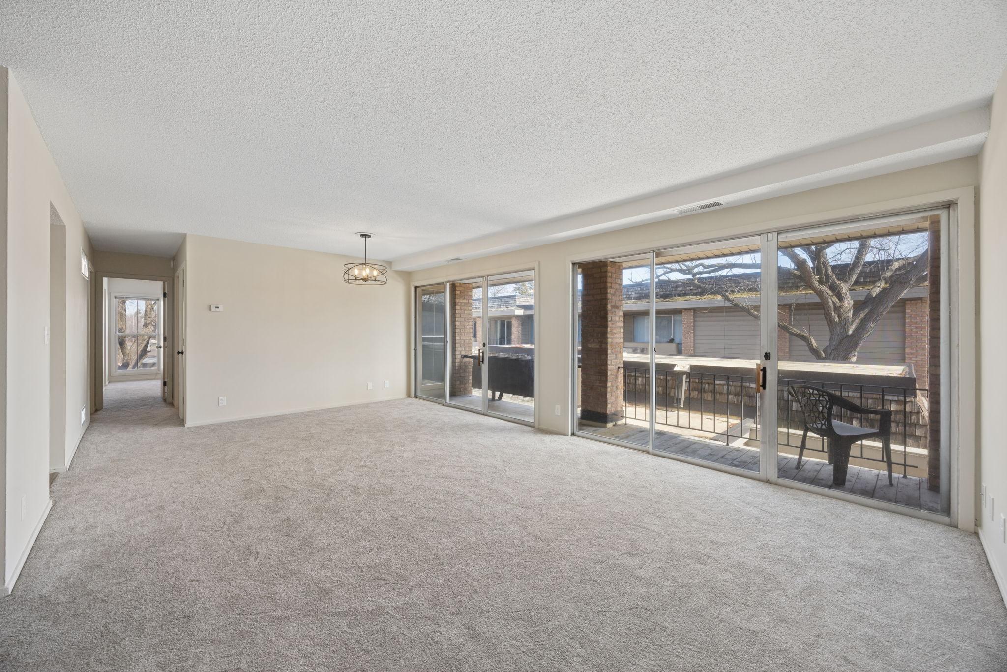 6320 Barrie Road, Unit 2B Edina, MN 55435 - Photo 2 of 15