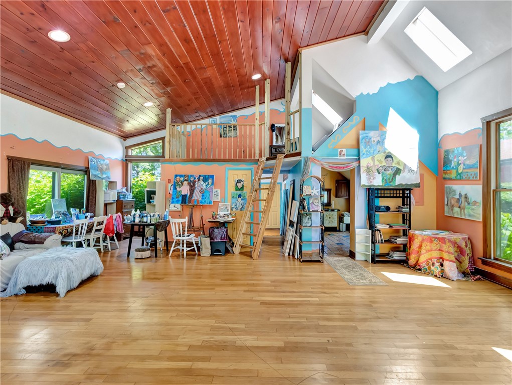 219 Nanaquaket Road Tiverton, RI 02878 - Photo 39 of 43