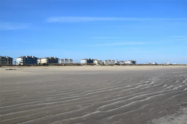 $535,000 | 4221 Grassy Pointe Drive, Unit 203, Galveston, TX 77554
