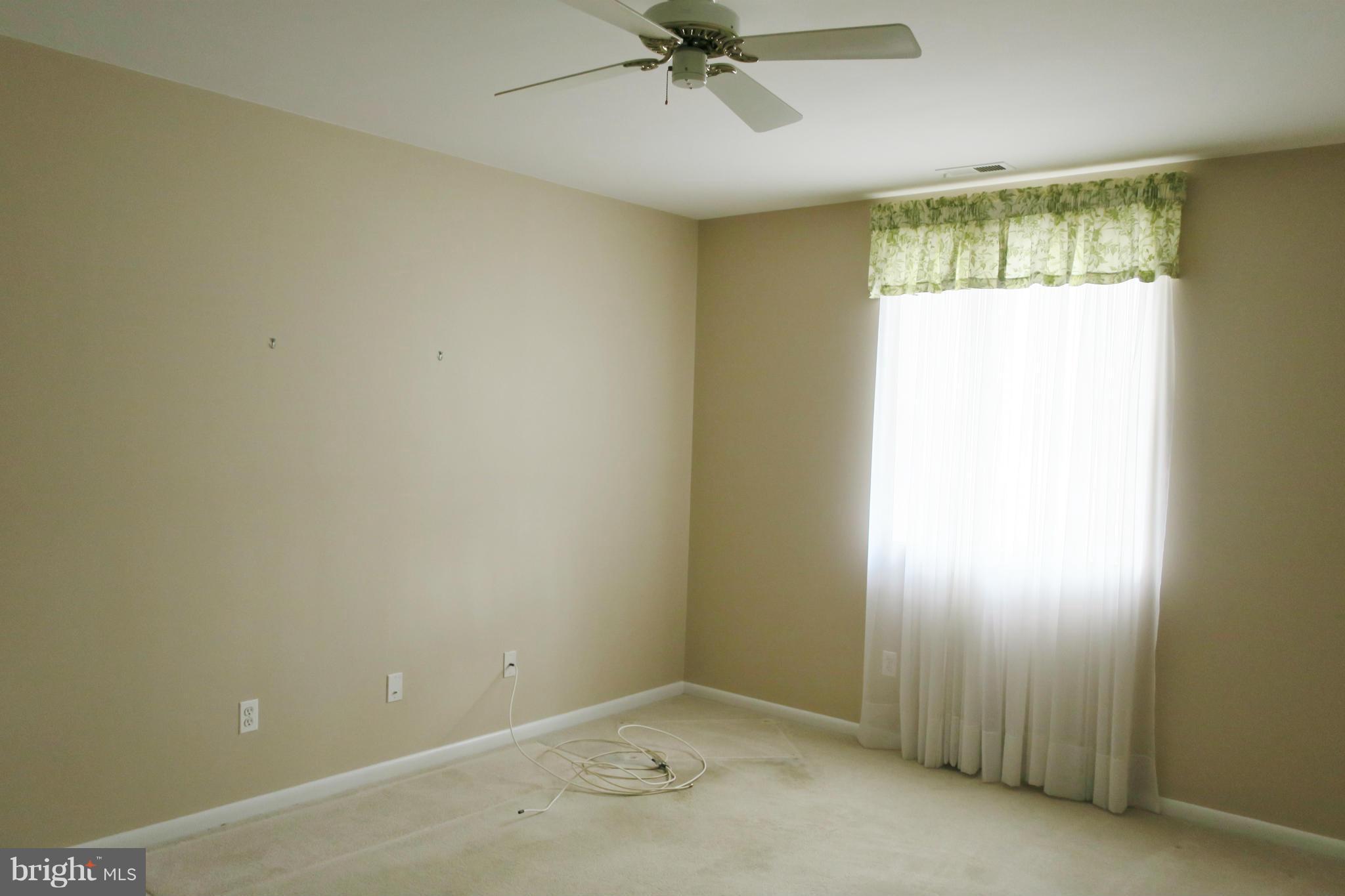 116 Castletown Road, Unit 202 Lutherville-Timonium, MD 21093 - Photo 12 of 20 Bedroom