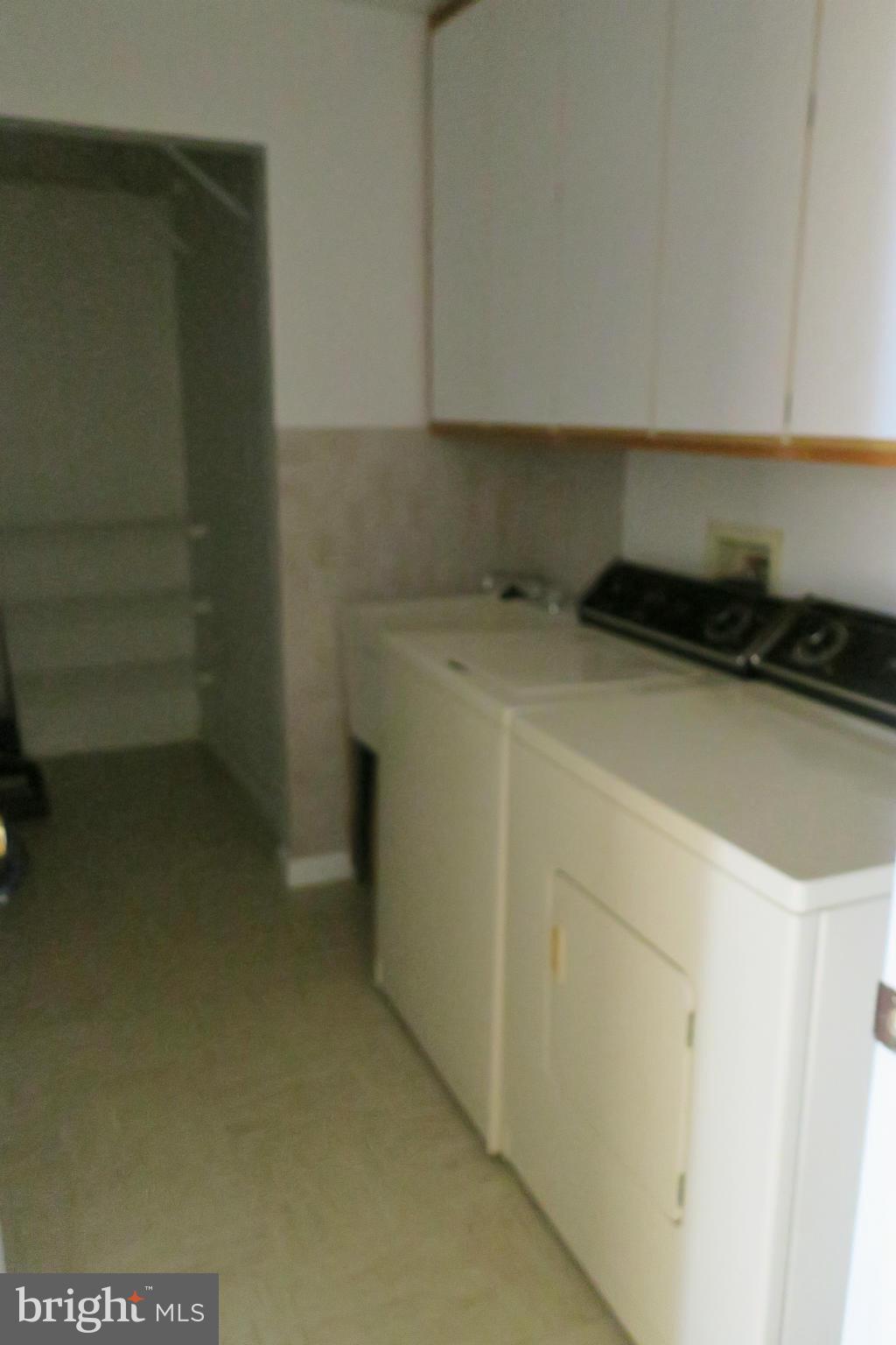 116 Castletown Road, Unit 202 Lutherville-Timonium, MD 21093 - Photo 18 of 20 Interior (General)