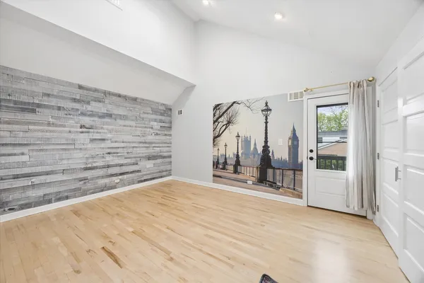 $6,000 | 502 West 47th Street, La Grange, IL 60558