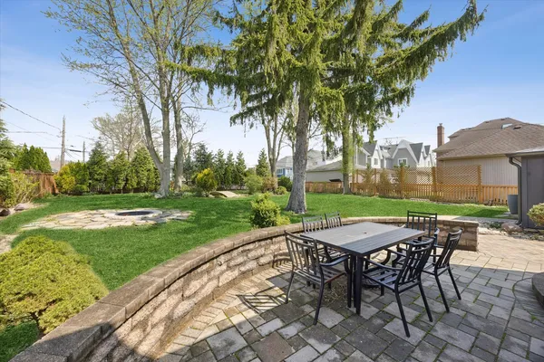 $6,000 | 502 West 47th Street, La Grange, IL 60558