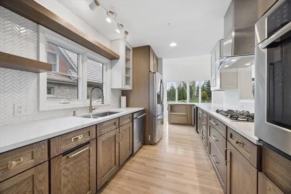 $6,000 | 502 West 47th Street, La Grange, IL 60558