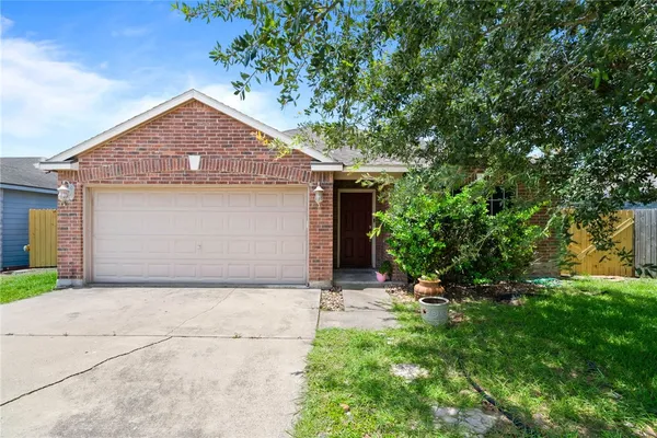 $1,895 | 2921 Santa Lucia Street, Corpus Christi, TX 78415