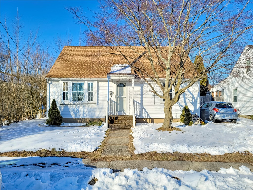 14 Laconia Road Cranston, RI 02920 - Photo 1 of 19 Gallery Image 1