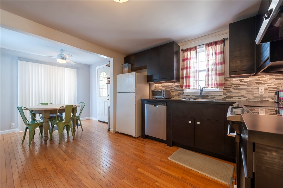14 Laconia Road Cranston, RI 02920 - Photo 6 of 19 Gallery Image 6