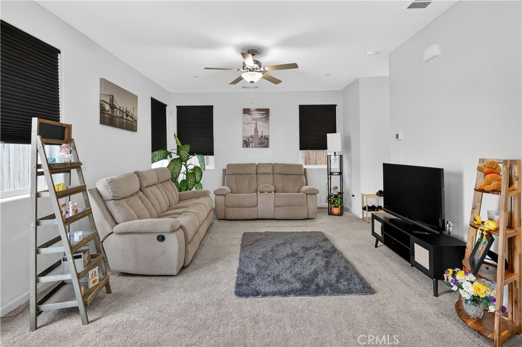 248 Shafer Avenue Merced, CA 95348 - Photo 11 of 35