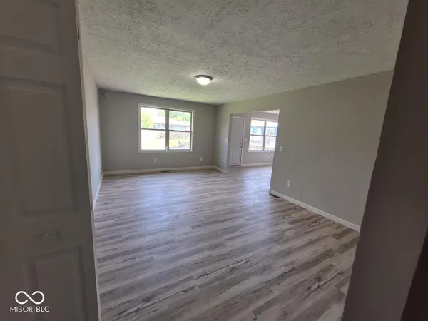 $194,900 | 724 Iroquois Street, Anderson, IN 46012