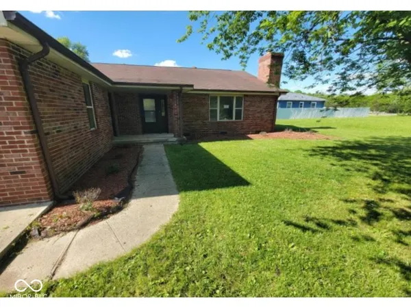 $194,900 | 724 Iroquois Street, Anderson, IN 46012