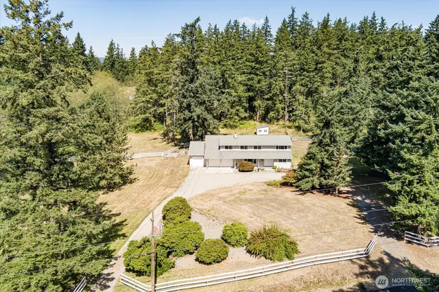 a picture of a room with a ocean view