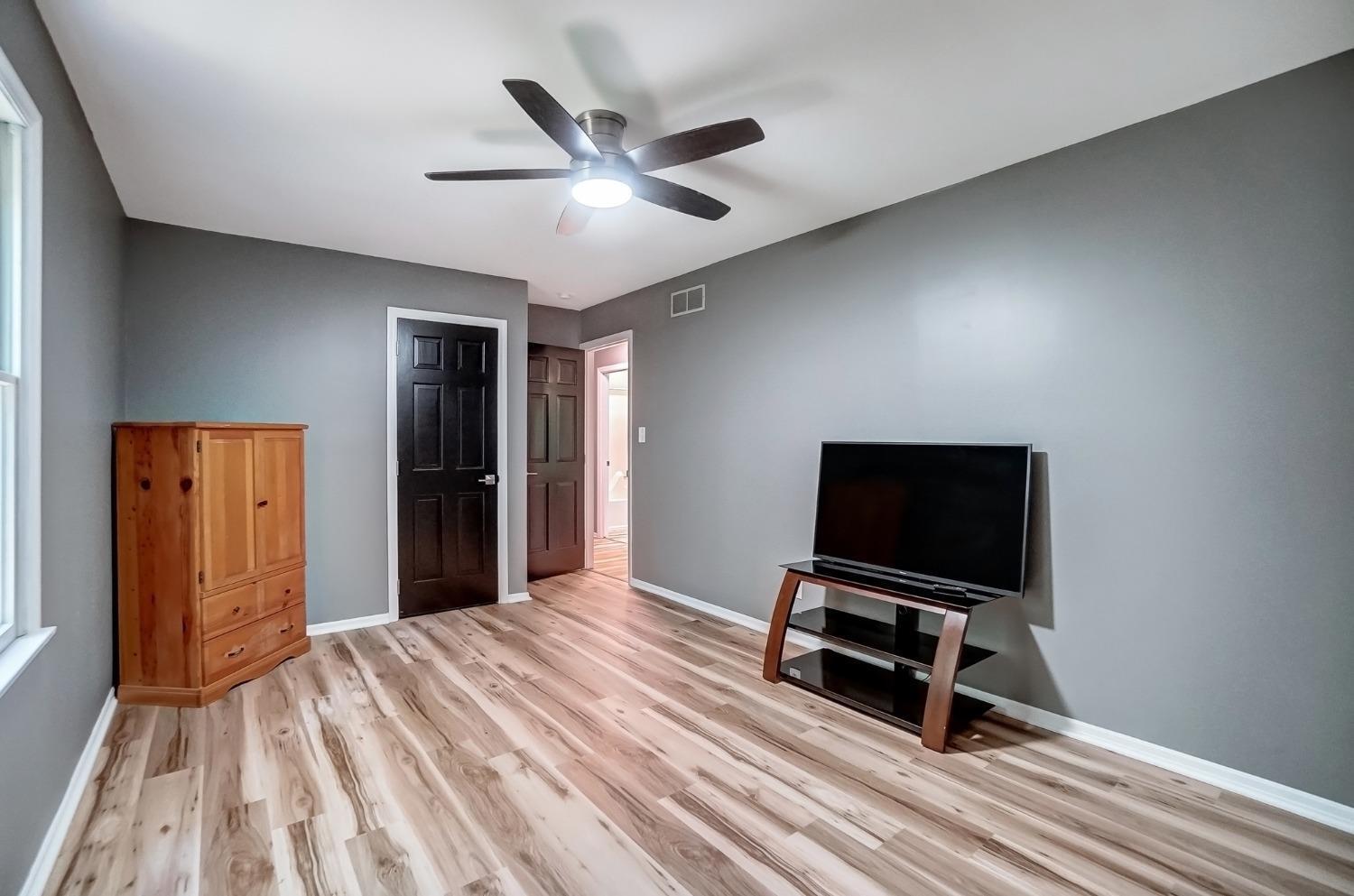 6472 West Fork Road Cincinnati, OH 45247 - Photo 28 of 42 Gallery Image 28