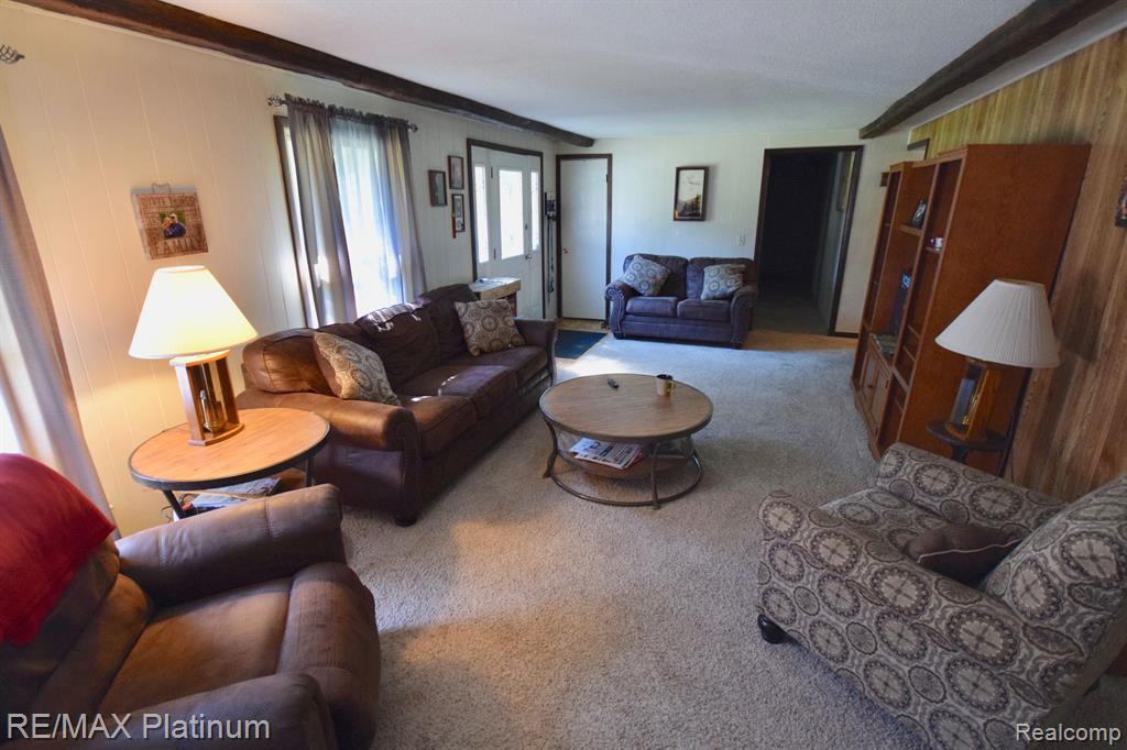 10325 Fish Lake Road Holly, MI 48442 - Photo 7 of 32