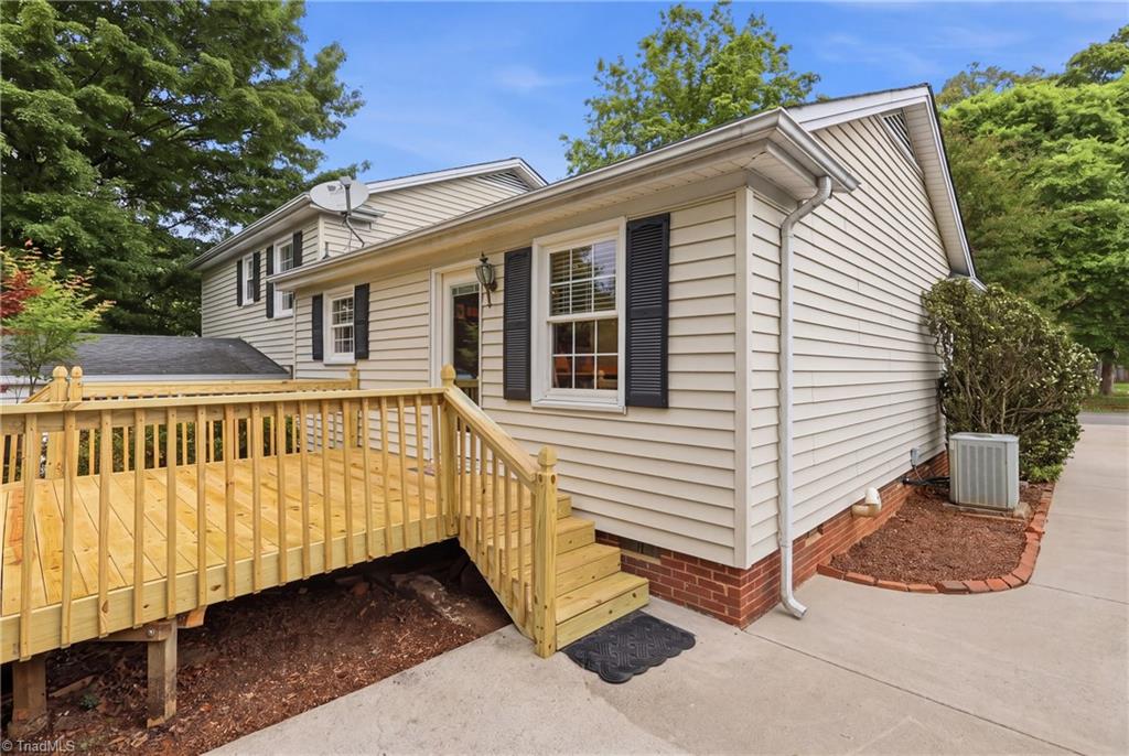 140 Petree Road Northwest Winston-Salem, NC 27106 - Photo 3 of 41