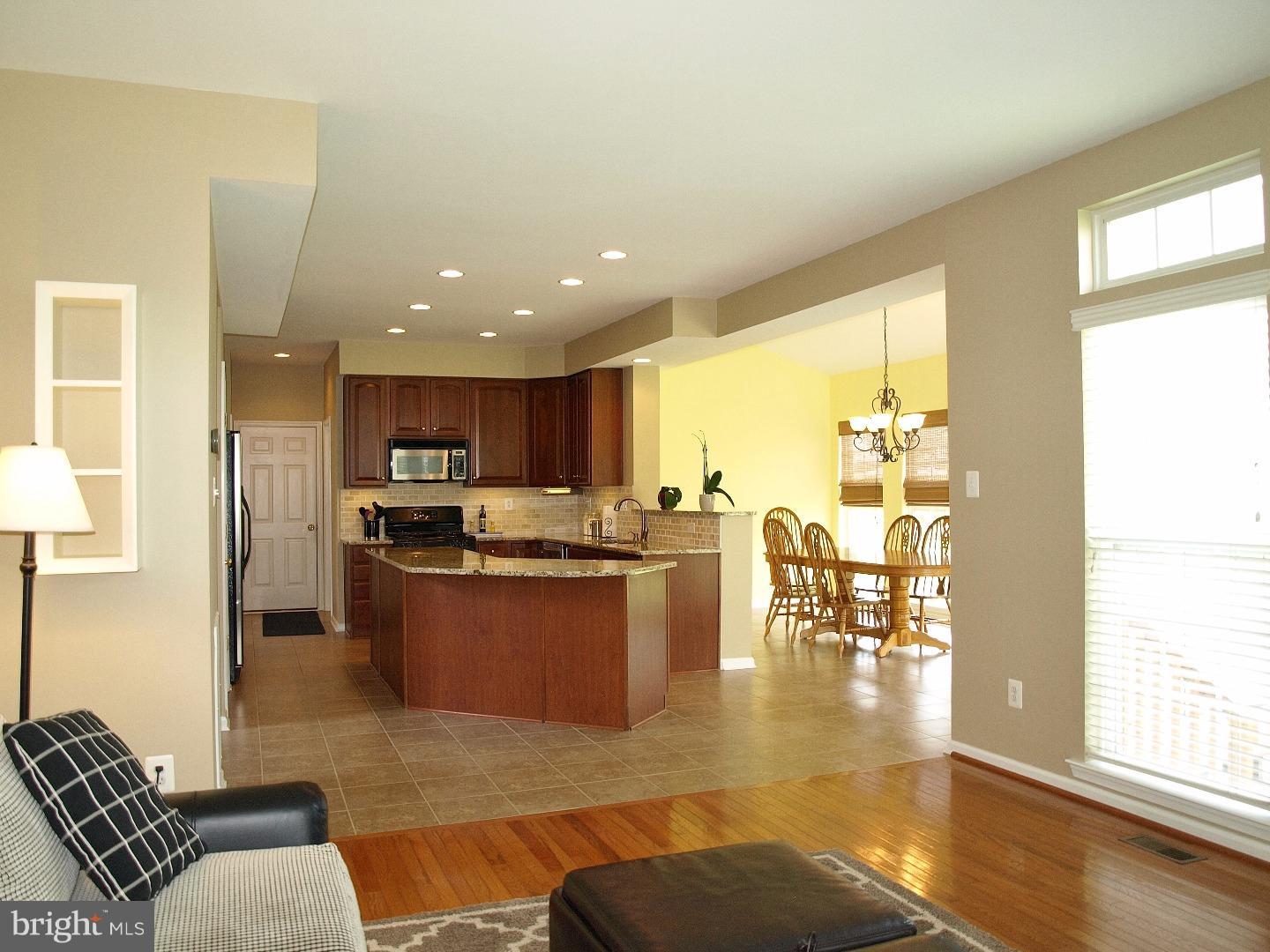 6 Upper Way Road Easton, PA 18045 - Photo 8 of 25 Gallery Image 8