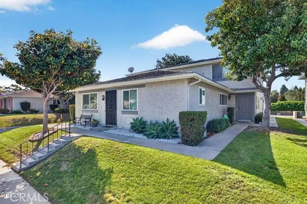 $2,500 | 4992 Shenandoah Street, Ventura, CA 93003