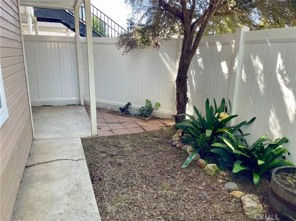 $369,000 | 2475 Village Green, Santa Maria, CA 93455