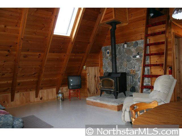7146 Quentin Road Northeast Outing, MN 56662 - Photo 4 of 10 Gallery Image 4